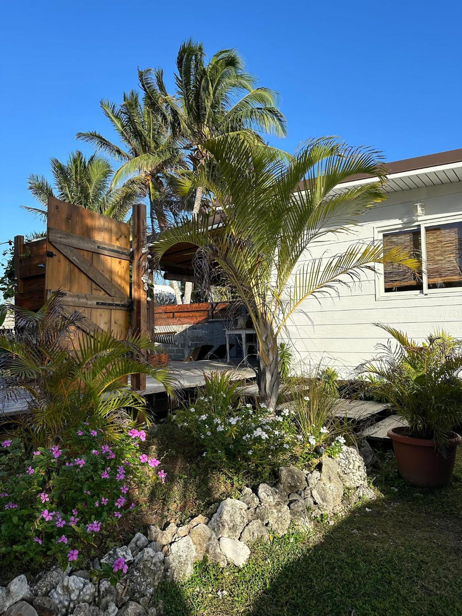 Breeze Ocean Bungalow موريا المظهر الخارجي الصورة